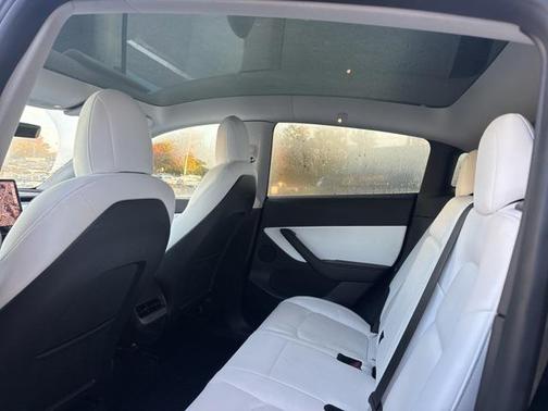 2021 Tesla Model Y Performance Dual Motor All-Wheel Drive