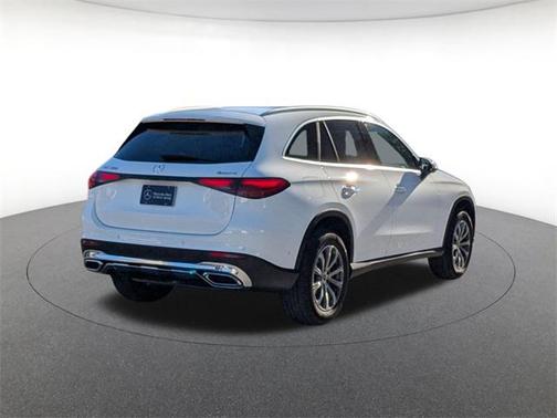 2026 Mercedes-Benz GLC 300 4MATIC