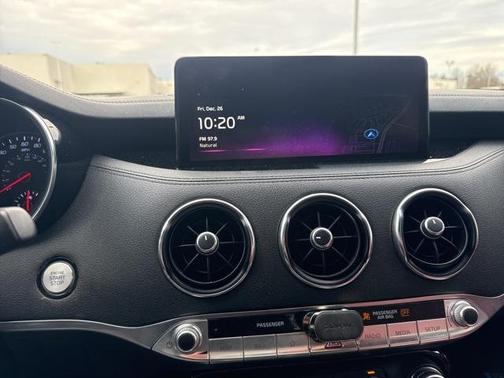 2023 Kia Stinger GT-Line