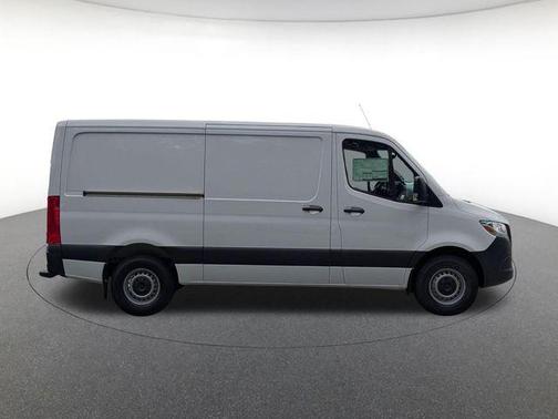 Arctic White 2026 Mercedes-Benz Sprinter 2500 144 WB