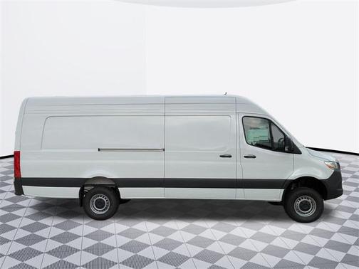 2025 Mercedes-Benz Sprinter 2500 High Roof