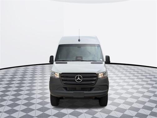 2025 Mercedes-Benz Sprinter 2500 High Roof