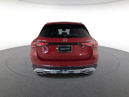 MANUFAKTUR Patagonia Red Metallic 2026 Mercedes-Benz GLC 300 4MATIC