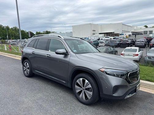 Mountain Grey Metallic 2023 Mercedes-Benz EQB 300 4MATIC