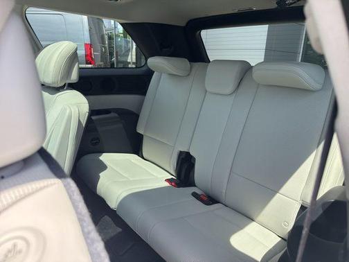 White Pearl 2026 Hyundai PALISADE Calligraphy