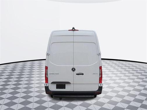 2025 Mercedes-Benz Sprinter 2500 Standard Roof