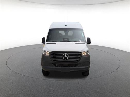 2025 Mercedes-Benz Sprinter 2500 Standard Roof