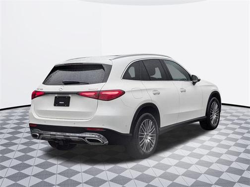 2025 Mercedes-Benz GLC 300 4MATIC