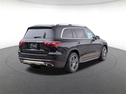 2026 Mercedes-Benz GLS 450 4MATIC