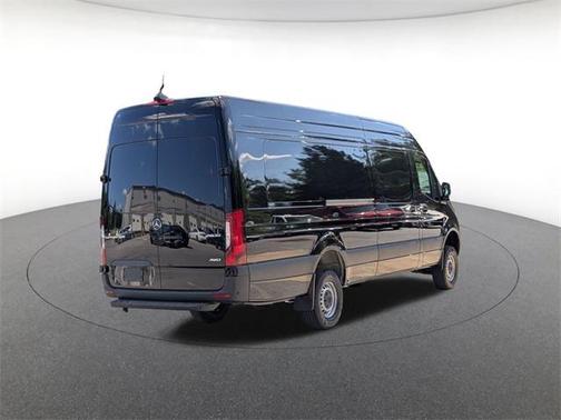 2025 Mercedes-Benz Sprinter 2500 High Roof