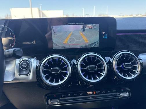 2022 Mercedes-Benz GLB 250 4MATIC