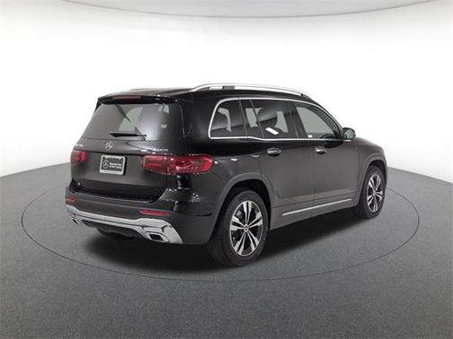 2025 Mercedes-Benz GLB 250 4MATIC