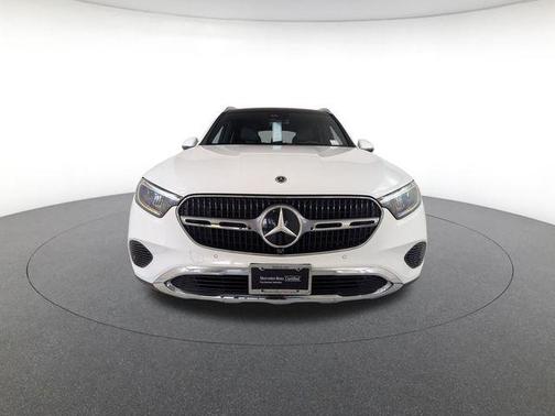 Polar White 2026 Mercedes-Benz GLC 300 4MATIC