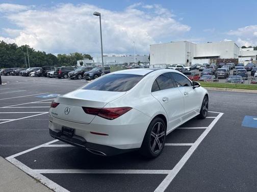 2022 Mercedes-Benz CLA 250 Base