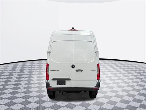 2025 Mercedes-Benz Sprinter 2500 Standard Roof