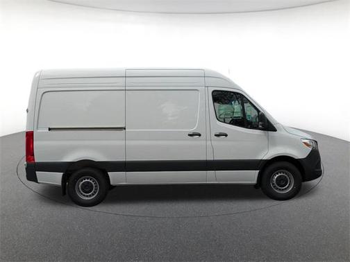 2025 Mercedes-Benz Sprinter 2500 Standard Roof