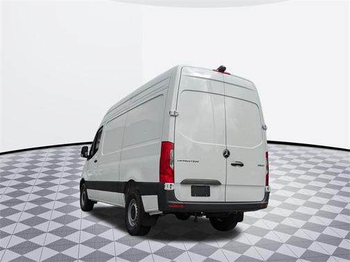 2025 Mercedes-Benz Sprinter 2500 Standard Roof