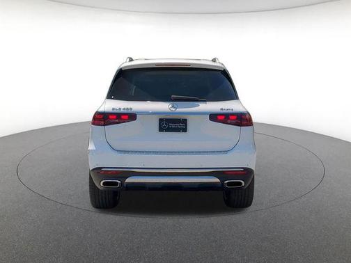 Polar White 2026 Mercedes-Benz GLS 450 4MATIC