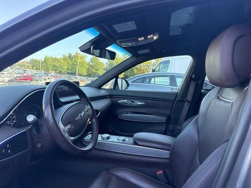 2022 Genesis GV70 2.5T AWD