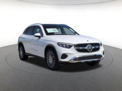 2026 Mercedes-Benz GLC 300 4MATIC