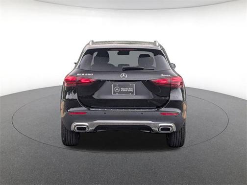 2026 Mercedes-Benz GLA 250 4MATIC
