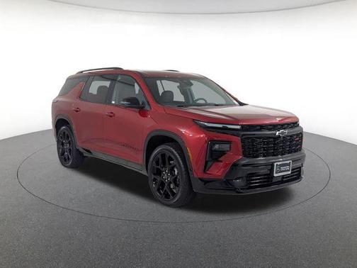 Radiant Red Tintcoat 2025 Chevrolet Traverse RS