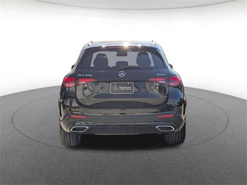 2026 Mercedes-Benz GLC 300 4MATIC