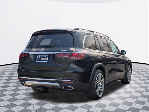2025 Mercedes-Benz GLS 450 4MATIC