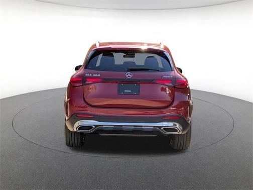 2026 Mercedes-Benz GLC 300 4MATIC