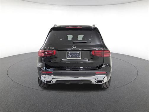 2025 Mercedes-Benz GLB 250 4MATIC