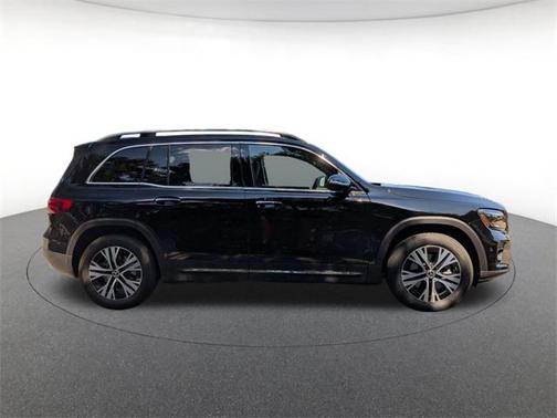2026 Mercedes-Benz GLB 250 4MATIC