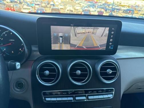 2021 Mercedes-Benz GLC 300 4MATIC