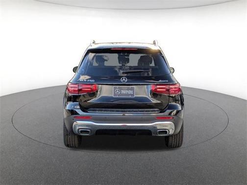 2026 Mercedes-Benz GLB 250 4MATIC