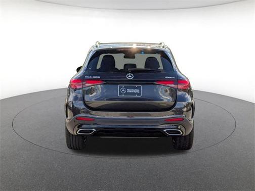 2026 Mercedes-Benz GLC 300 4MATIC