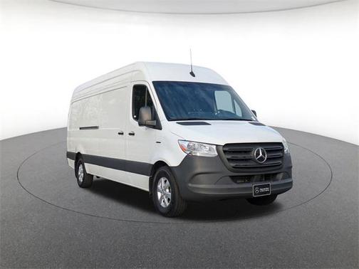 2024 Mercedes-Benz eSprinter 2500 Cargo 170 WB