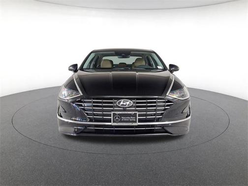 2022 Hyundai SONATA Hybrid Limited