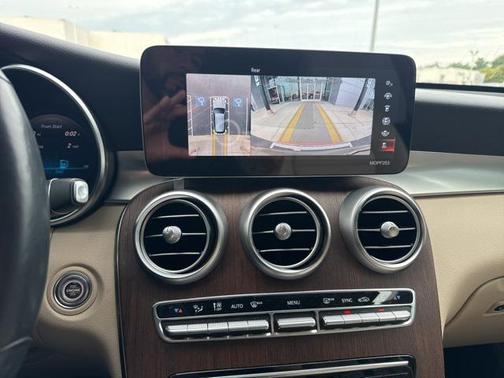 2021 Mercedes-Benz GLC 300 4MATIC