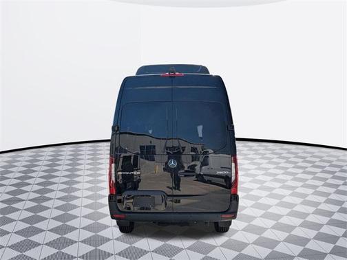 2025 Mercedes-Benz Sprinter 2500 High Roof