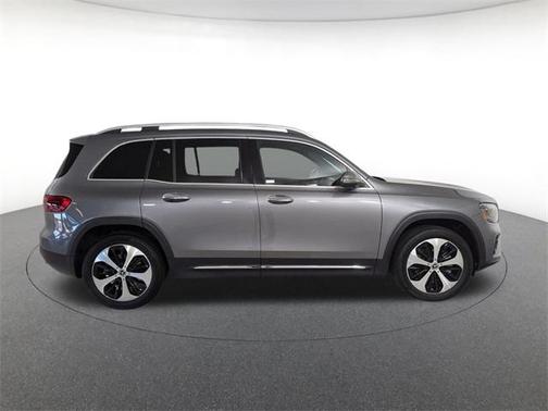 2025 Mercedes-Benz GLB 250 4MATIC