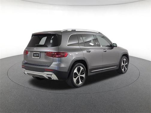 2025 Mercedes-Benz GLB 250 4MATIC