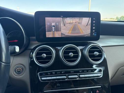 2021 Mercedes-Benz GLC 300 4MATIC