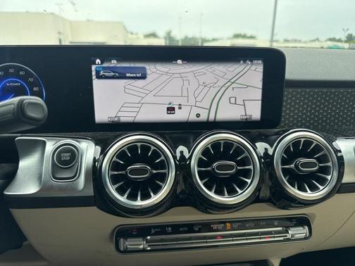 2024 Mercedes-Benz EQB 300 4MATIC
