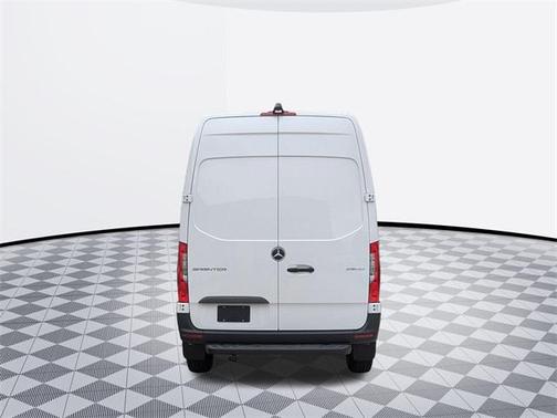 2025 Mercedes-Benz Sprinter 2500 Cargo 144 WB