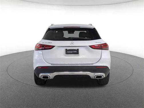 2021 Mercedes-Benz GLA 250 Base 4MATIC