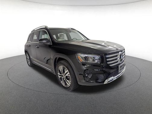 Night Black 2026 Mercedes-Benz GLB 250 4MATIC