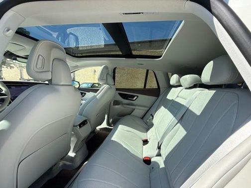 Polar White 2023 Mercedes-Benz EQE 350 4MATIC