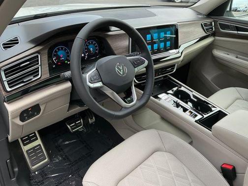 2026 Volkswagen Atlas 2.0T SEL Premium R-Line 4MOTION