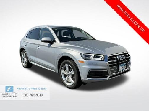 2020 Audi Q5 45 Premium Plus