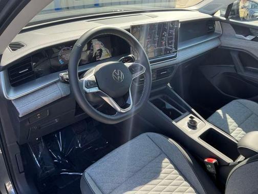 2025 Volkswagen Tiguan 2.0T S 4MOTION