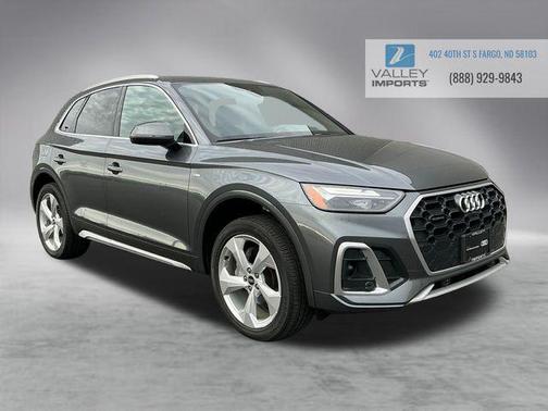 2022 Audi Q5 45 S line Premium Plus
